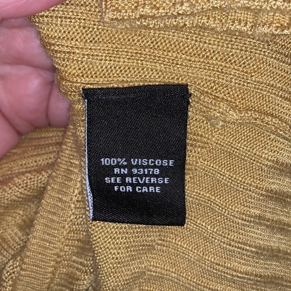 5/$25 Premise Mustard Yellow Open Duster Sweater Size Small - Picture 5 of 6